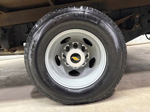 Used 2021 Chevrolet Silverado 3500 W/T w/ WT Convenience Package image 36