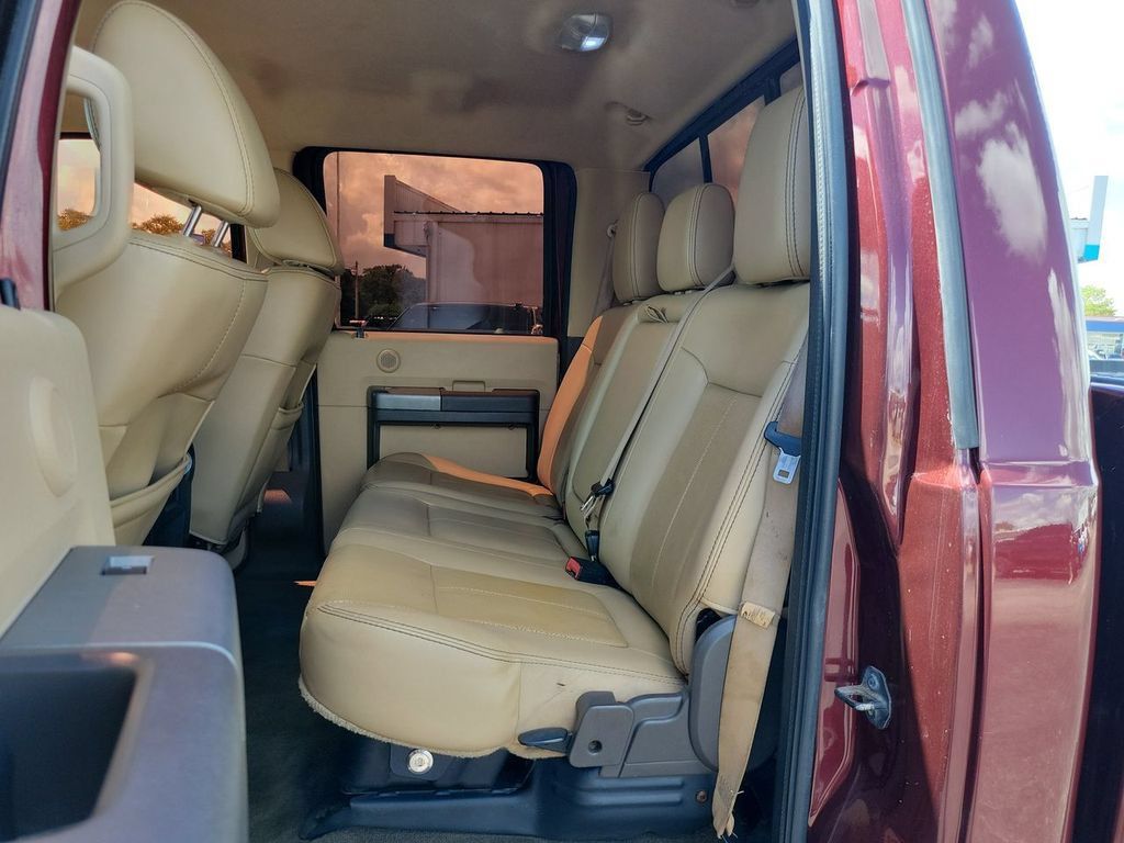Used 2011 Ford F250 Lariat w/ Lariat Interior Pkg AWD/4WD image 23