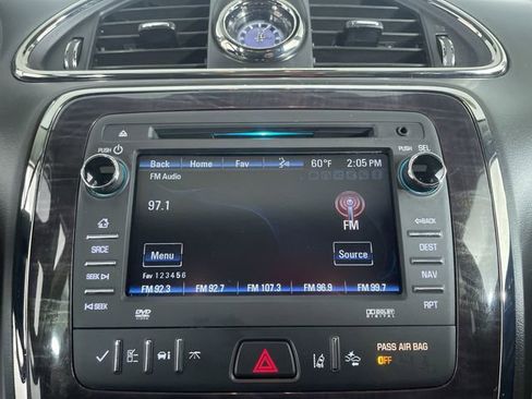 Used 2016 Buick Enclave Premium w/ Experience Buick Package image 22