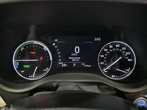 Used 2023 Toyota Sienna Platinum image 18