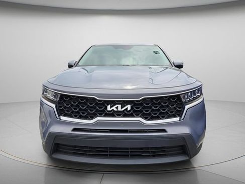 Used 2022 Kia Sorento LX FWD image 3