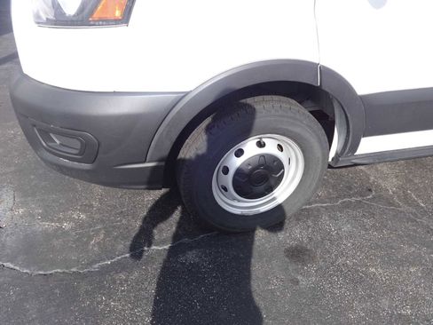 Used 2023 Ford Transit 250 148 High Roof image 4