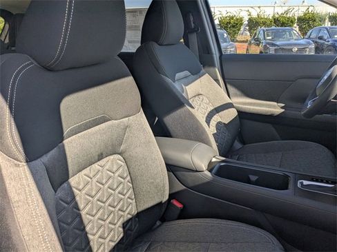 New 2026 Nissan Kicks SV w/ SV Premium Package image 36