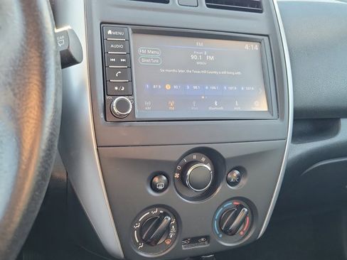 Used 2019 Nissan Versa Note SV image 29