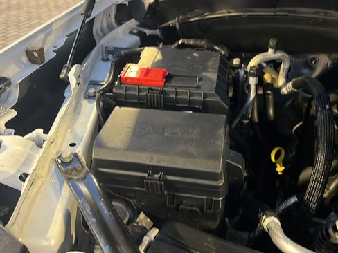 Used 2024 Chevrolet Suburban LT image 40