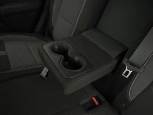 Used 2025 Chevrolet Blazer LT w/ Convenience Package FWD image 40