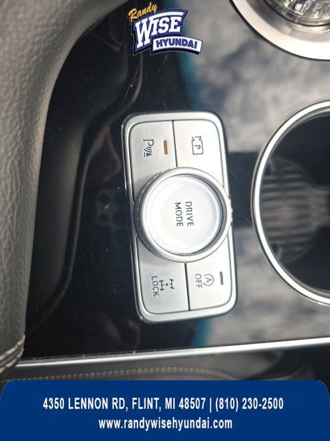 Used 2025 Genesis GV80 2.5T Standard AWD/4WD image 17