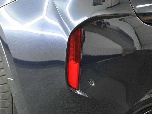 Used 2017 BMW X6 M image 14