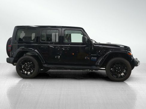 Used 2021 Jeep Wrangler Unlimited Sahara w/ Advanced Safety Group AWD/4WD image 6