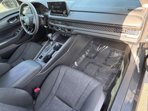 Used 2023 Honda Accord LX image 13