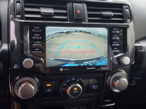 Used 2023 Toyota 4Runner TRD Off-Road AWD/4WD image 23
