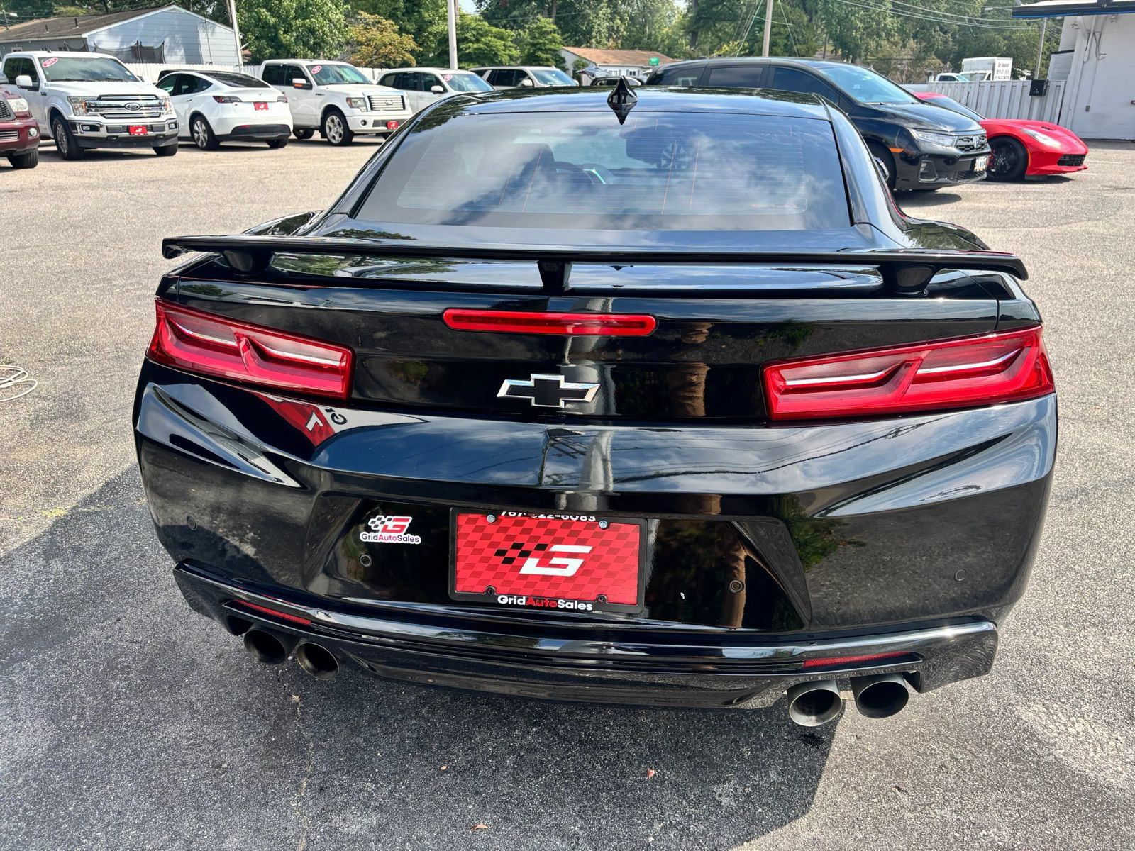 Used 2016 Chevrolet Camaro SS RWD image 4