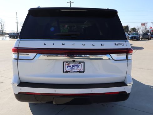 Used 2024 Lincoln Navigator L Black Label AWD/4WD image 7