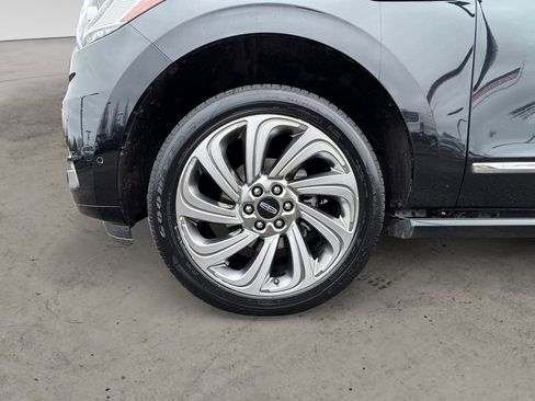 Used 2024 Lincoln Navigator Reserve AWD/4WD image 14