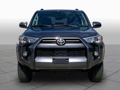 Used 2023 Toyota 4Runner SR5 AWD/4WD image 4