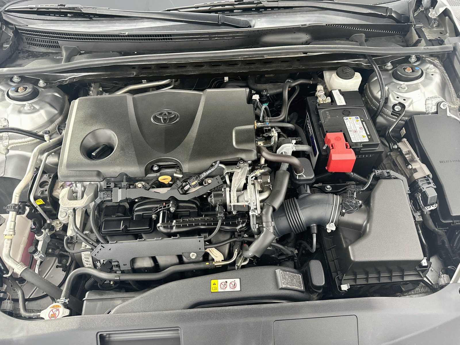 Used 2020 Toyota Camry SE FWD image 22