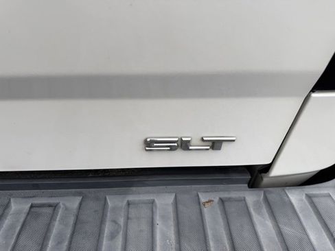 Used 2018 GMC Sierra 1500 SLT image 9