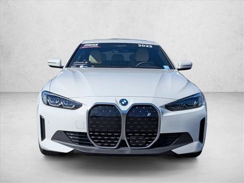 Used 2023 BMW i4 eDrive35 RWD image 2