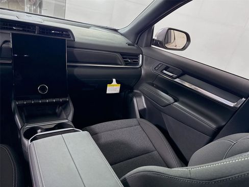 New 2026 GMC Terrain Elevation AWD/4WD image 17