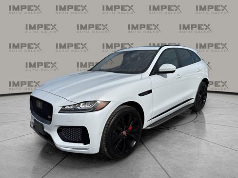 Used 2018 Jaguar F-PACE S image 1