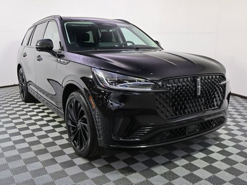 New 2026 Lincoln Aviator Reserve image 9