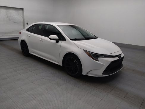 Used 2021 Toyota Corolla LE FWD image 11