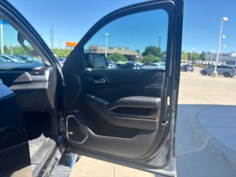 Used 2015 Chevrolet Suburban LT AWD/4WD image 26