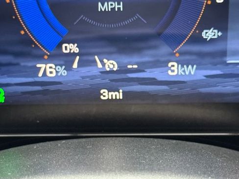 New 2026 Chevrolet Equinox EV LT image 16