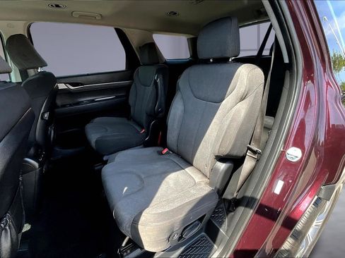 Used 2021 Hyundai Palisade SEL w/ Convenience Package image 27