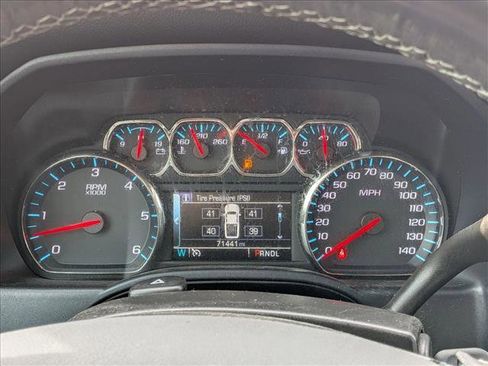 Used 2018 Chevrolet Silverado 1500 LT w/ Texas Edition image 11