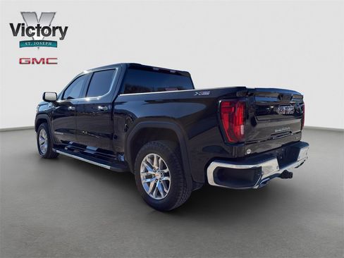 Used 2022 GMC Sierra 1500 SLT image 14
