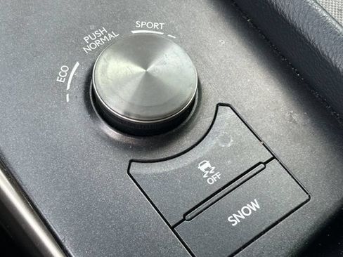 Used 2015 Lexus IS 250 RWD image 16
