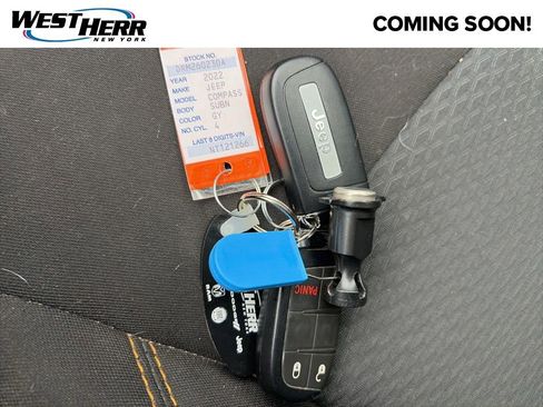 Used 2022 Jeep Compass Sport AWD/4WD image 10