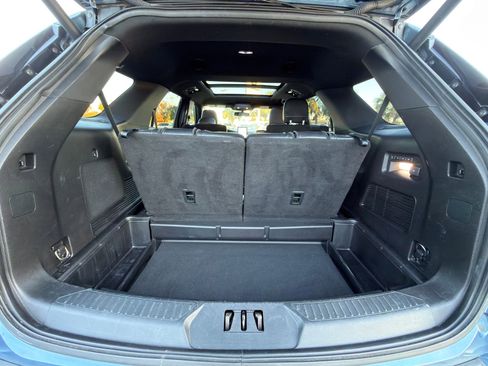 Used 2020 Ford Explorer ST w/ ST Street Pack image 18