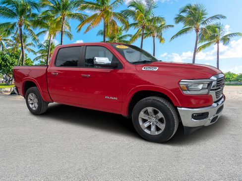 Used 2022 RAM 1500 Laramie AWD/4WD image 2