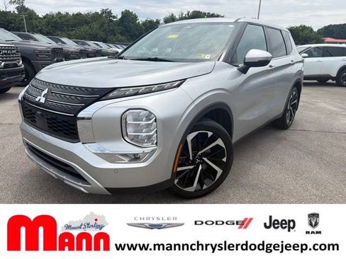 Used 2022 Mitsubishi Outlander SE FWD image 1