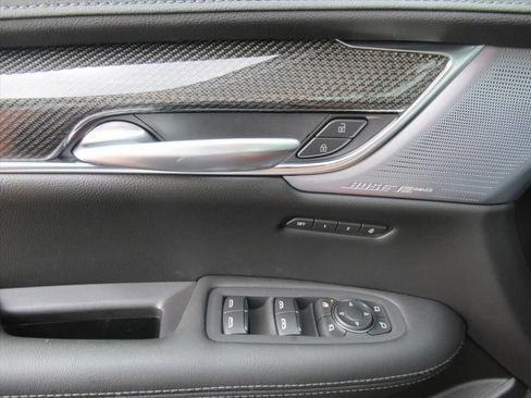 New 2026 Cadillac XT5 Sportv AWD/4WD image 19