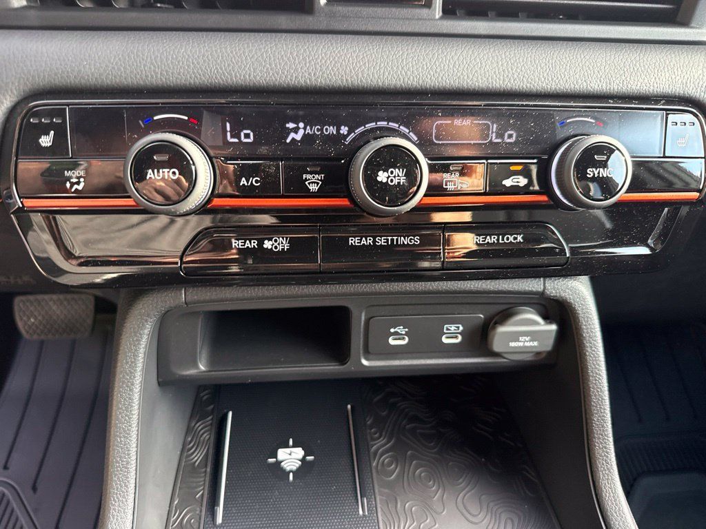 New 2026 Honda Pilot TrailSport image 27