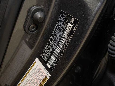 Used 2022 Toyota C-HR Nightshade image 18