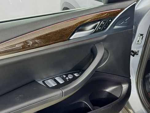 Used 2023 BMW X3 sDrive30i w/ Premium Package image 18