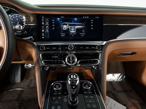 Used 2021 Bentley Flying Spur W12 AWD/4WD image 30