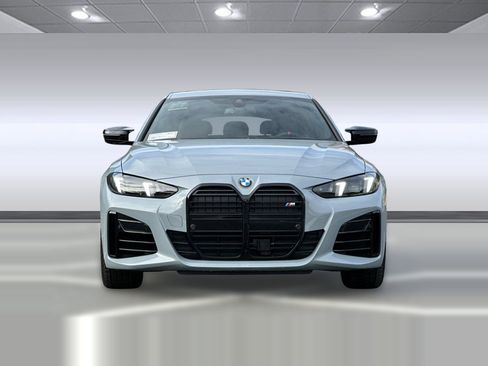 New 2026 BMW M440i w/ Premium Package RWD image 5
