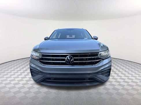 Used 2022 Volkswagen Tiguan S FWD image 2