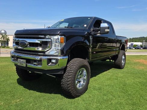 Used 2021 Ford F250 XLT w/ XLT Premium Package AWD/4WD image 5