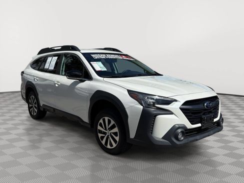 Used 2023 Subaru Outback Premium w/ Popular Package #1 AWD/4WD image 2