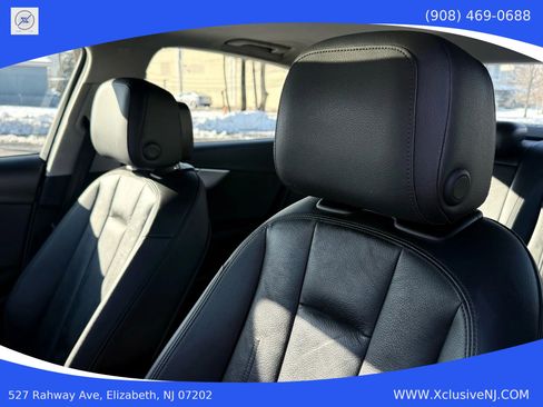 Used 2018 Audi A4 2.0T Premium Plus w/ Premium Plus Package image 10