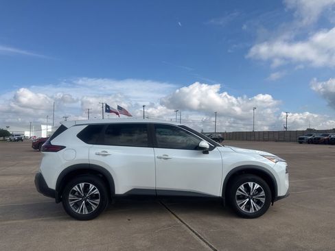 Certified 2023 Nissan Rogue SV FWD image 20