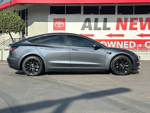 Used 2023 Tesla Model 3 Standard Range RWD image 6