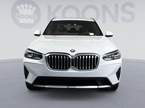 Used 2023 BMW X3 xDrive30i w/ Premium Package AWD/4WD image 4