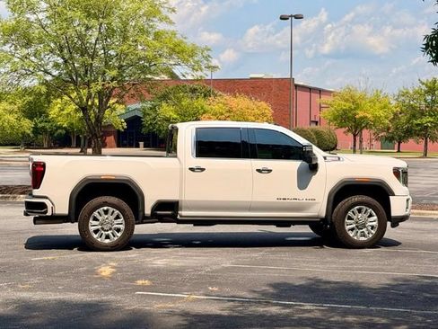 Used 2021 GMC Sierra 2500 Denali w/ Denali Ultimate Package AWD/4WD image 9